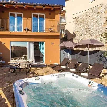 Villa Zora With Whirpool By Guide