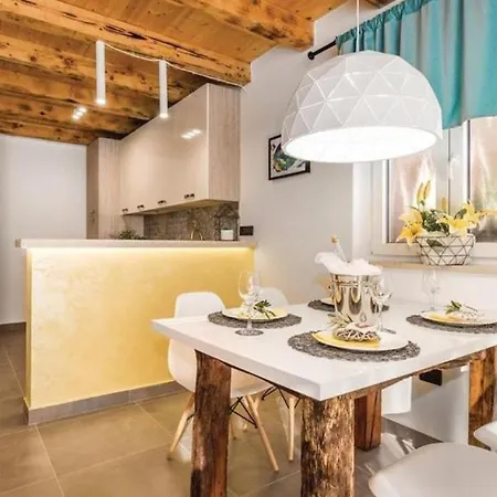 Zora With Whirpool By Guide *