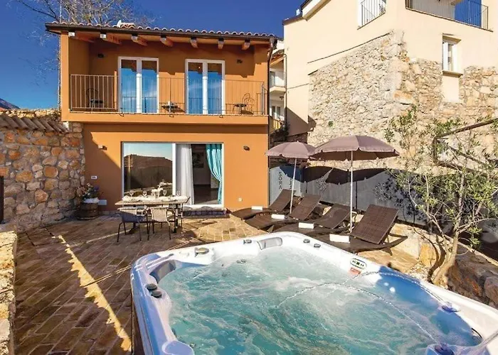 Vila Zora With Whirpool By Guide